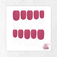 Bougie Berry berry pink French tip nails