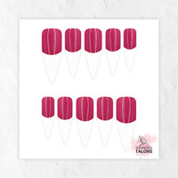 Bougie Berry berry pink French tip nails