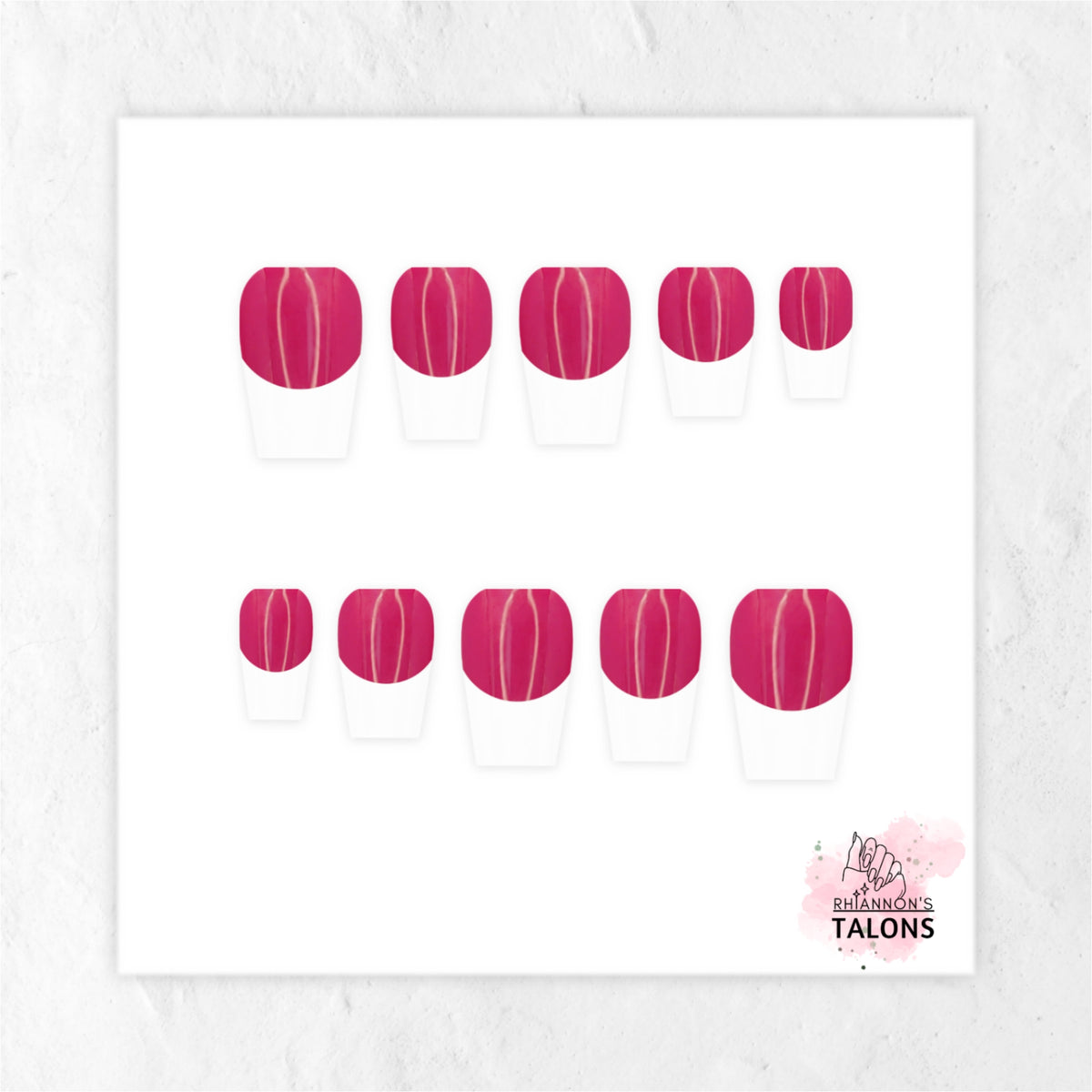 Bougie Berry berry pink French tip nails